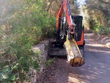 Campanya de desbrossament dels camins rurals i de poda dels arbres de les zones verdes